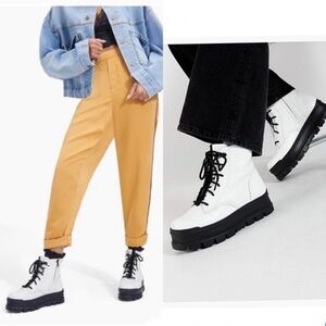 NWT UGG White Sidnee Plush Lined Waterproof Leather Combat Boots Womens 9